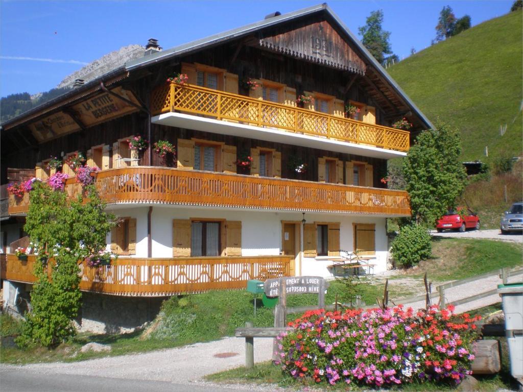 Chambre D'Hote La Petite Bergerie Abondance Exteriör bild