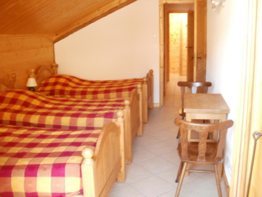 Chambre D'Hote La Petite Bergerie Abondance Rum bild